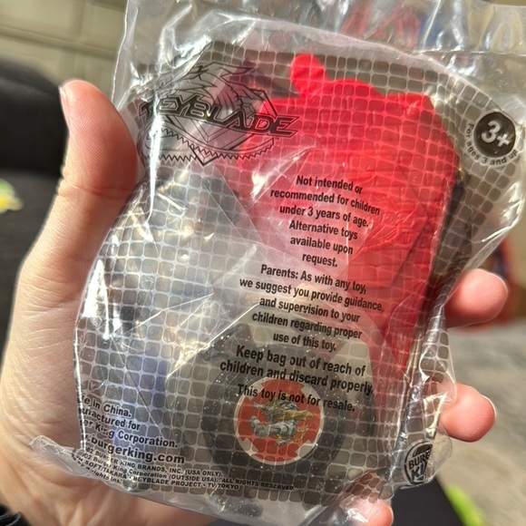 Brand New Vintage Beyblade Spin Champs Toy Burger King 2002 - Picture 2 of 4